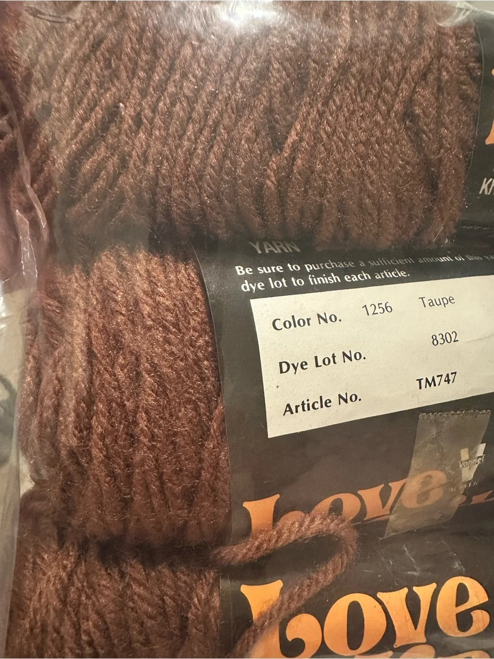 Vonnel Love Knit Luxury Knitting Yarn, Taupe Acrylic 4-Ply 6 Skein Lot TM747